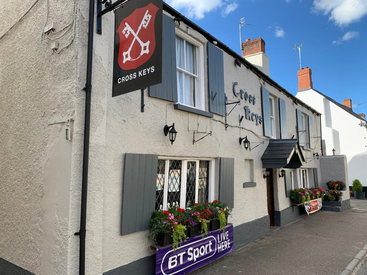 The Crosskeys Inn أوسك المظهر الخارجي الصورة